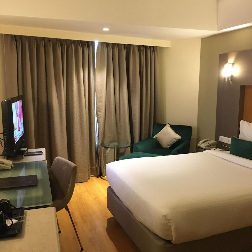 The Golkonda Hotel Hyderabad Exteriör bild