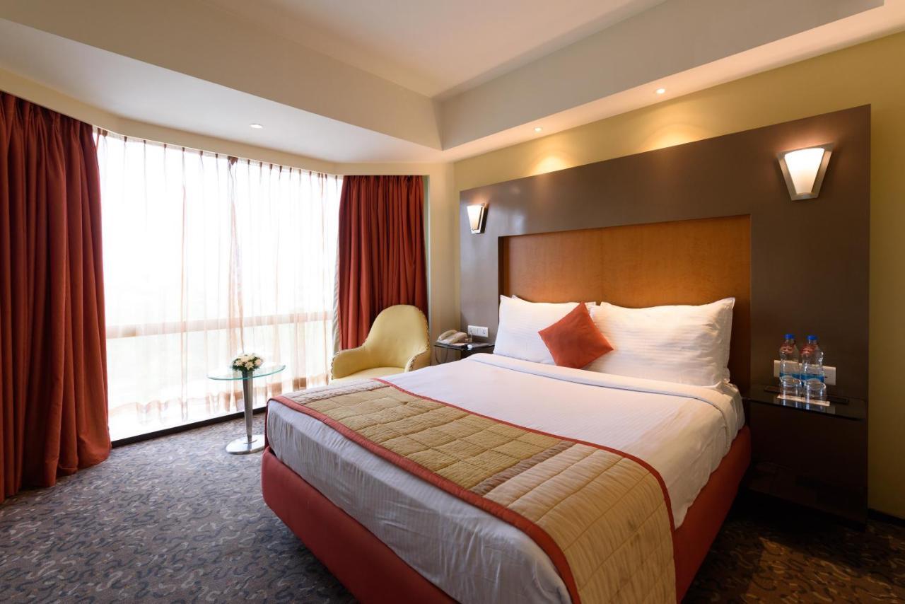 The Golkonda Hotel Hyderabad Exteriör bild